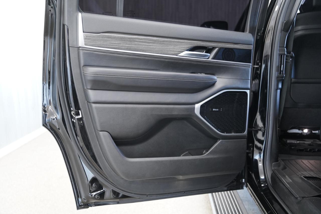 Jeep Wagoneer Series III 4x4 2022