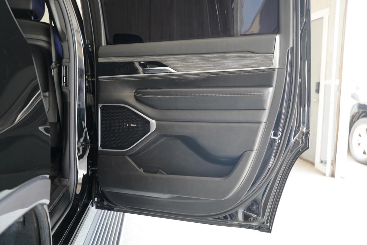 Jeep Wagoneer Series III 4x4 2022