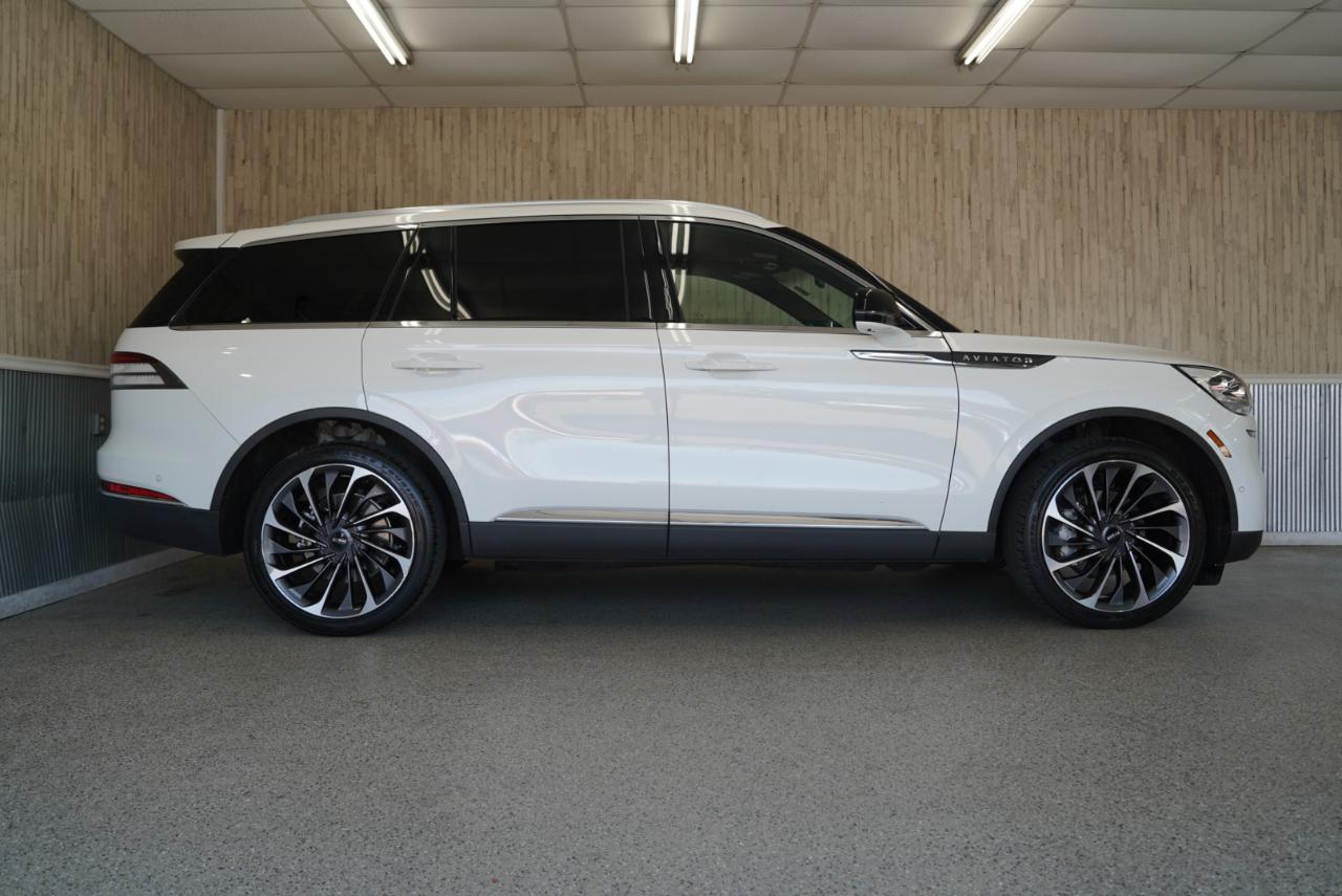 Lincoln Aviator Reserve AWD 2023