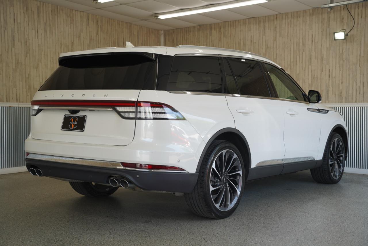 Lincoln Aviator Reserve AWD 2023