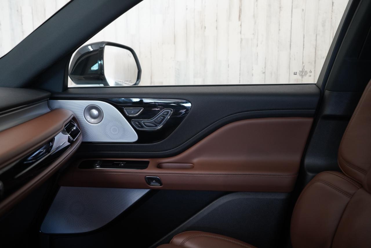 Lincoln Aviator Reserve AWD 2023