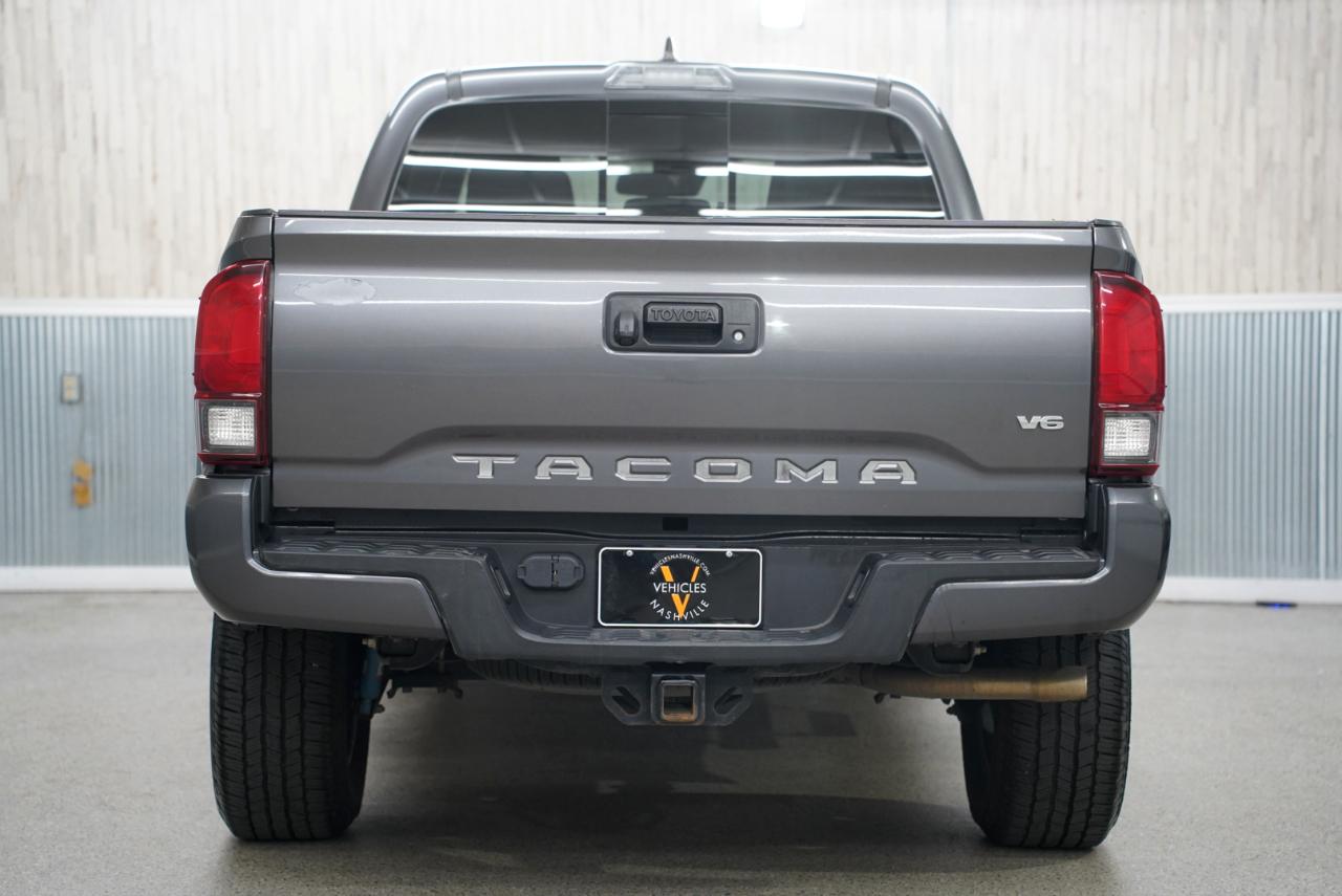 Toyota Tacoma  2018