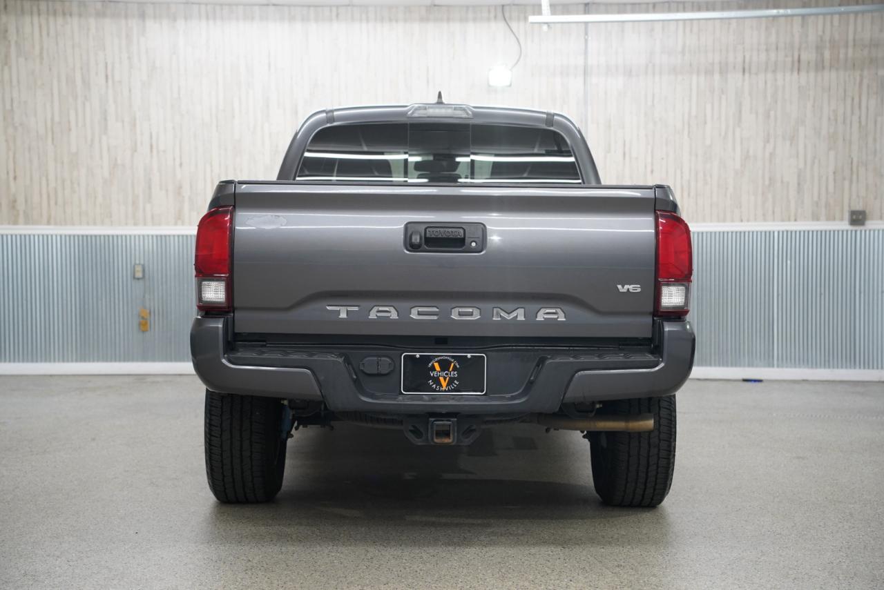 Toyota Tacoma  2018