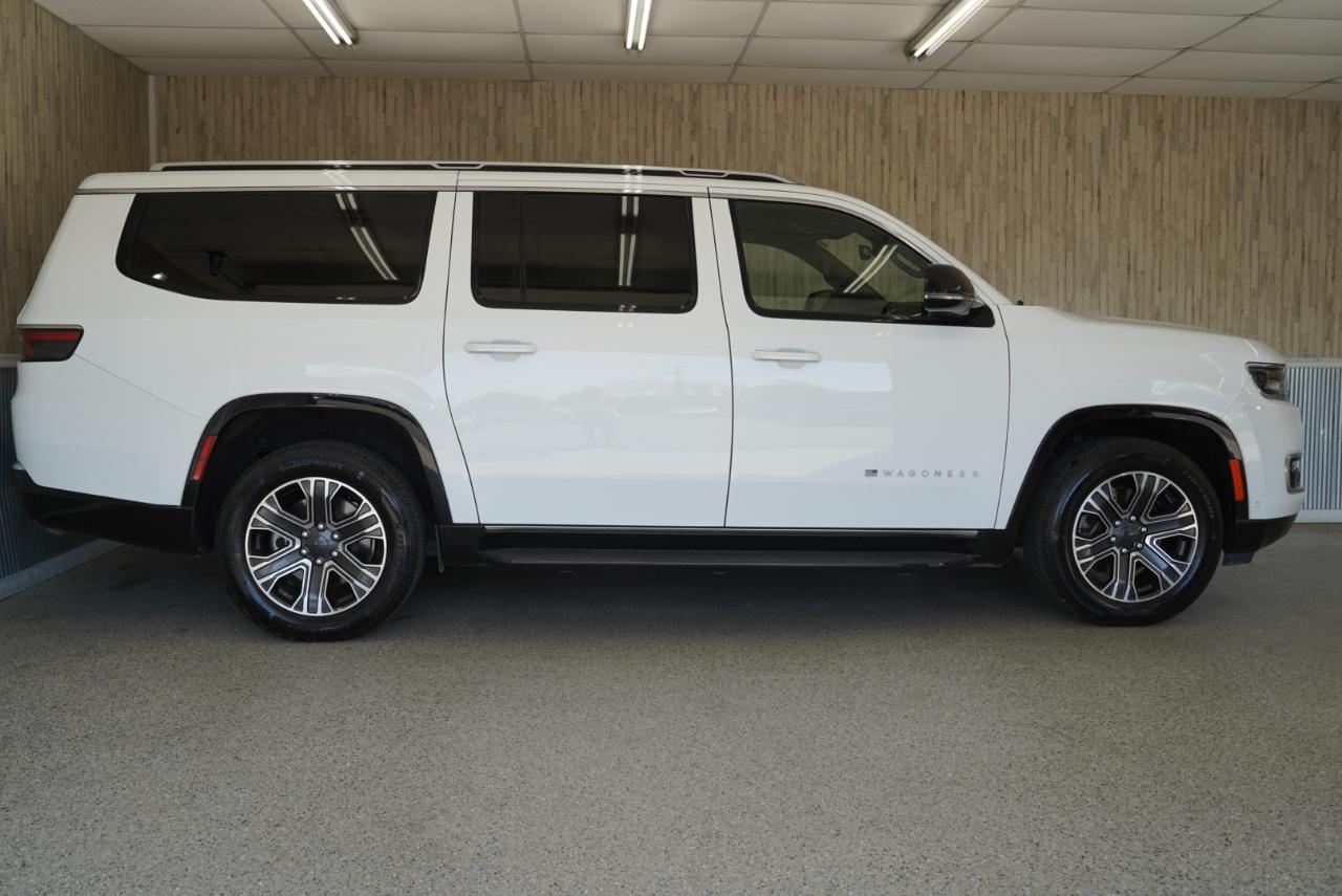 Jeep Wagoneer L  2024