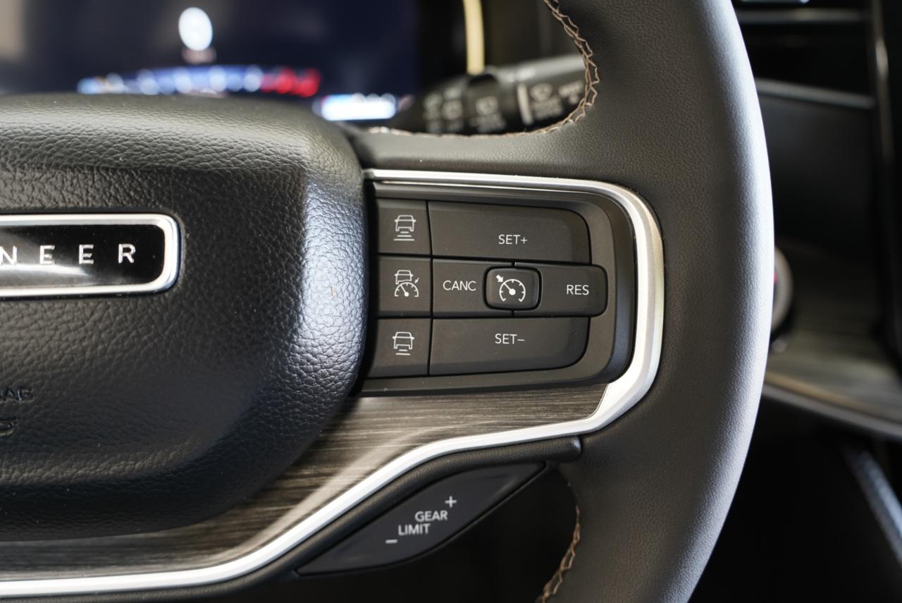 Jeep Wagoneer L  2024