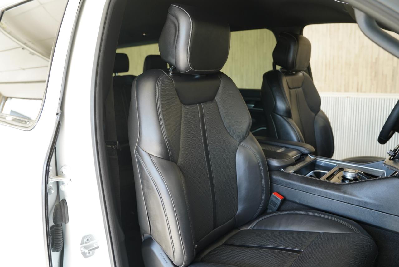 Jeep Wagoneer L  2024