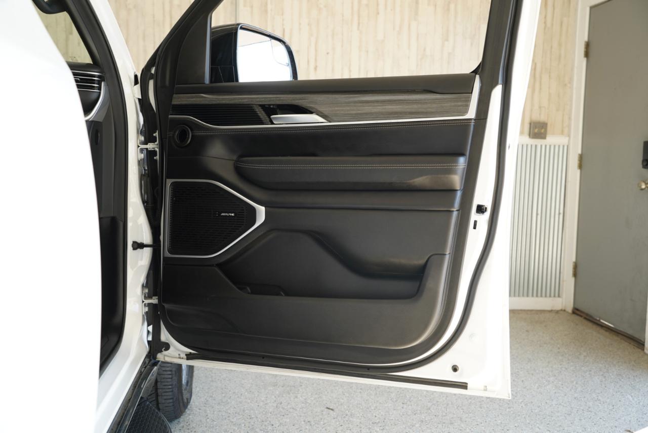 Jeep Wagoneer L  2024