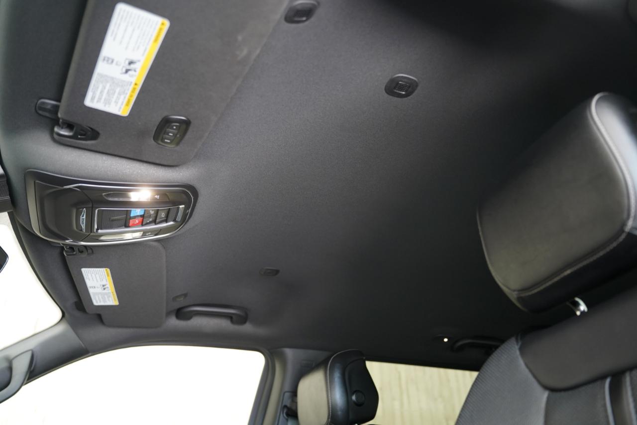 Jeep Wagoneer L  2024