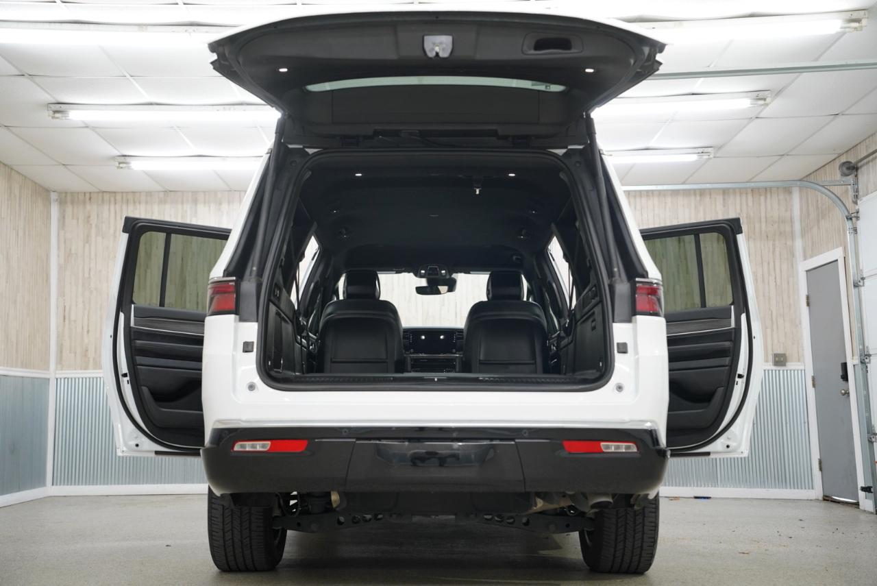 Jeep Wagoneer L  2024