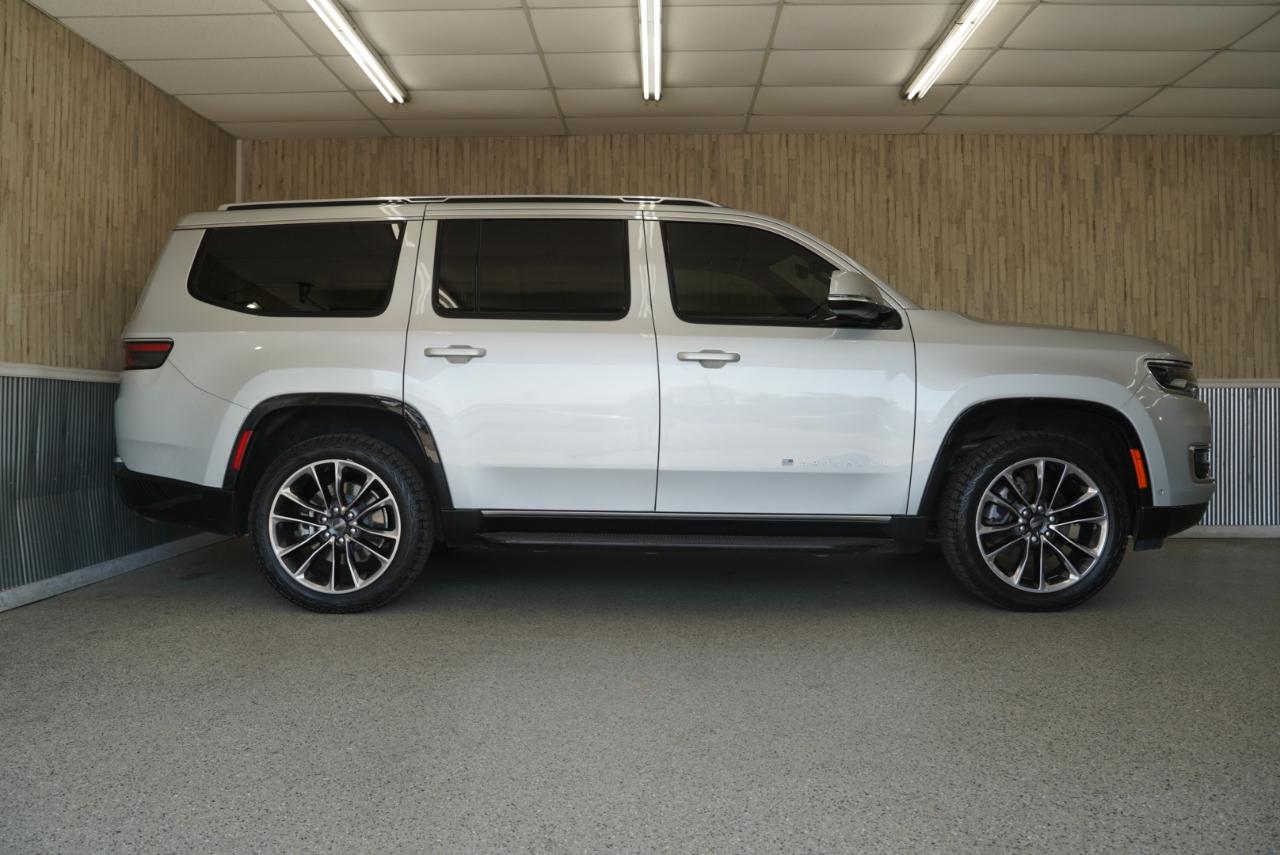 Jeep Wagoneer Series II 4x4 2022