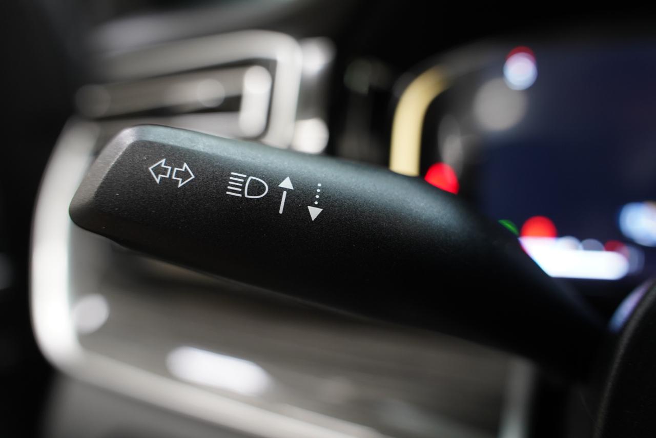 Jeep Wagoneer Series II 4x4 2022