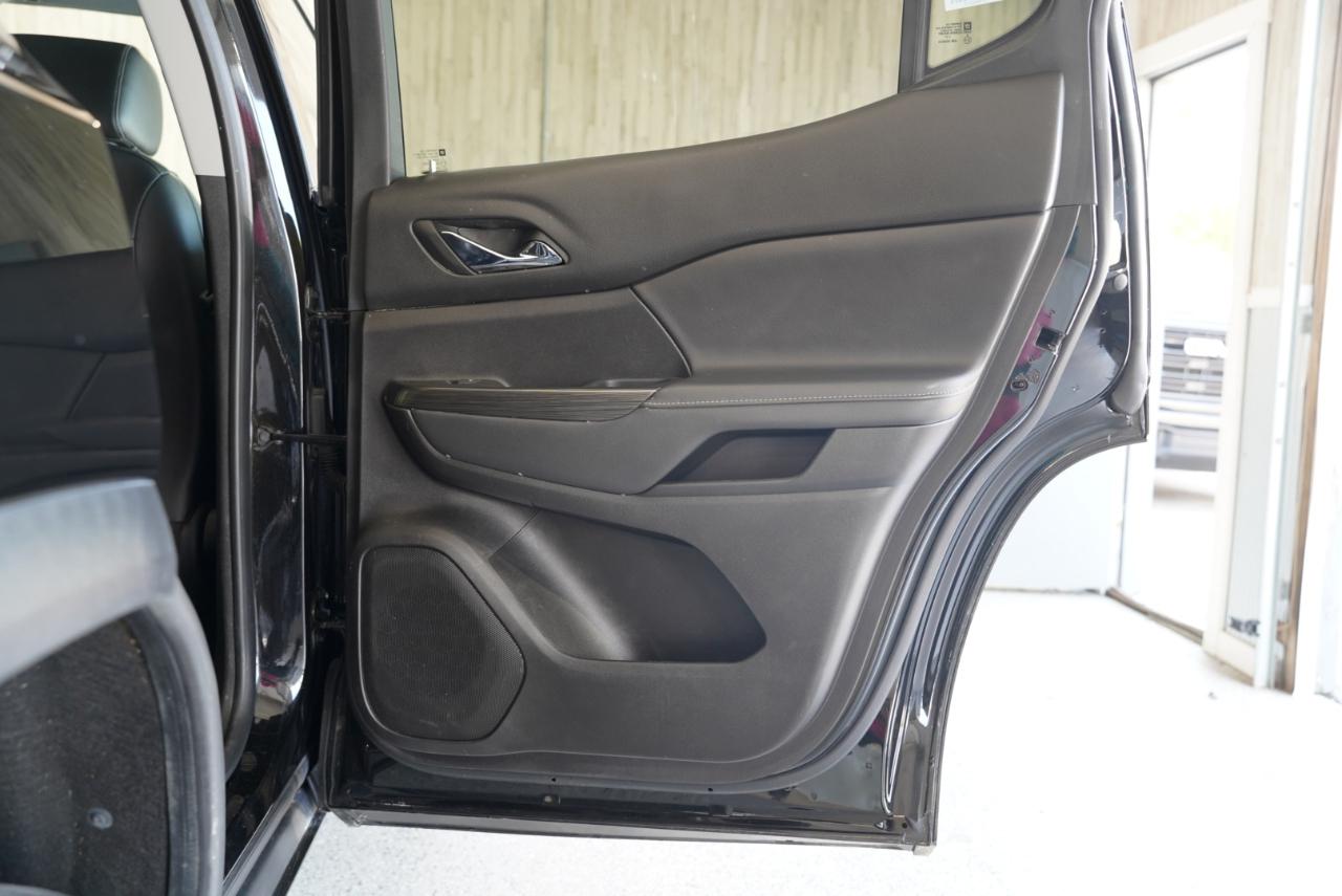 GMC Acadia AWD 4dr SLT 2023