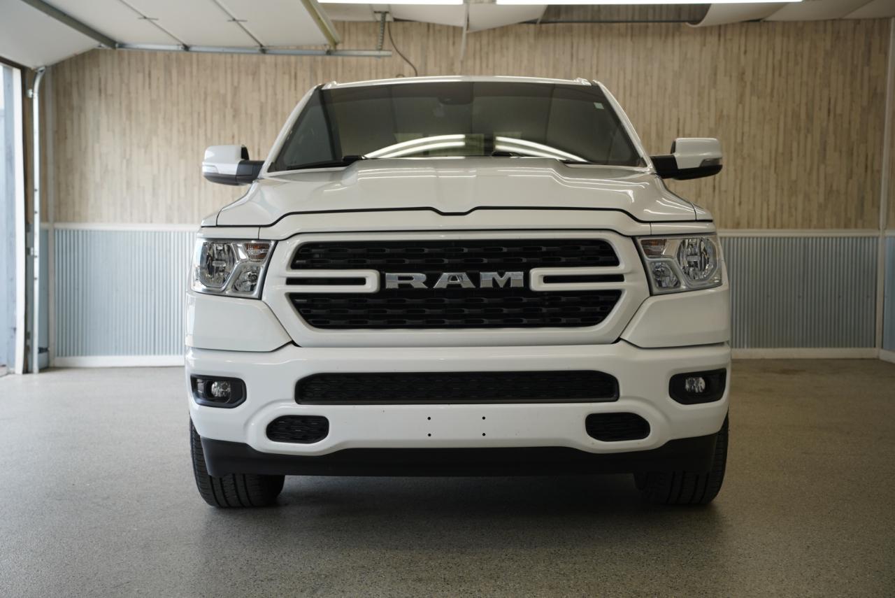 RAM 1500 Big Horn 4x4 Crew Cab 5'7" Box 2023