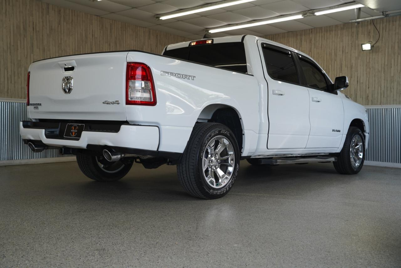 RAM 1500 Big Horn 4x4 Crew Cab 5'7" Box 2023