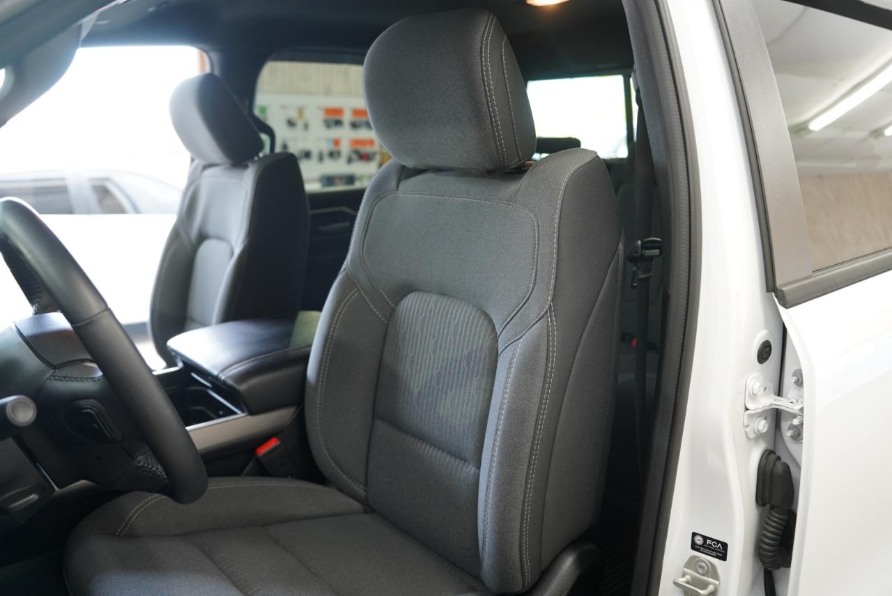 RAM 1500 Big Horn 4x4 Crew Cab 5'7" Box 2023