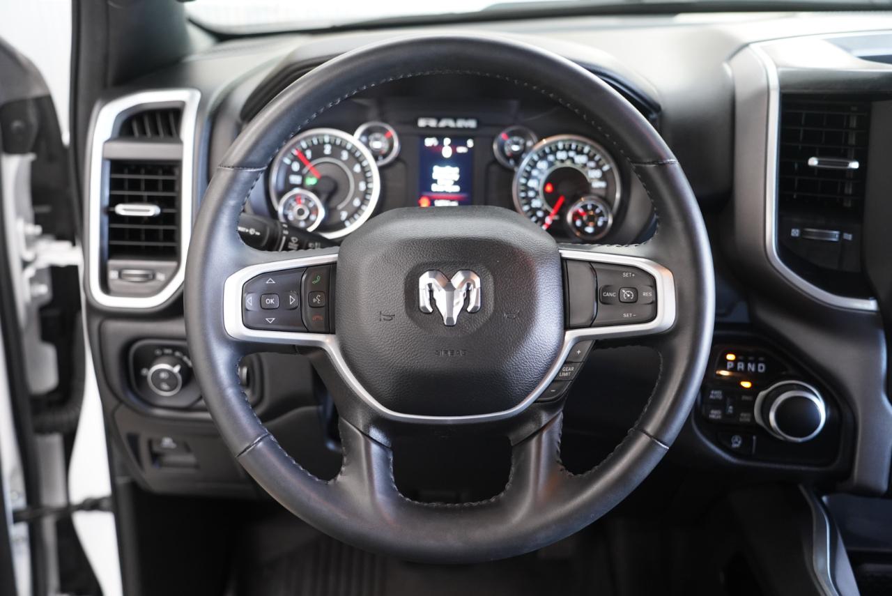 RAM 1500 Big Horn 4x4 Crew Cab 5'7" Box 2023