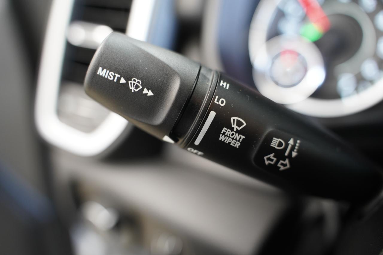 RAM 1500 Big Horn 4x4 Crew Cab 5'7" Box 2023