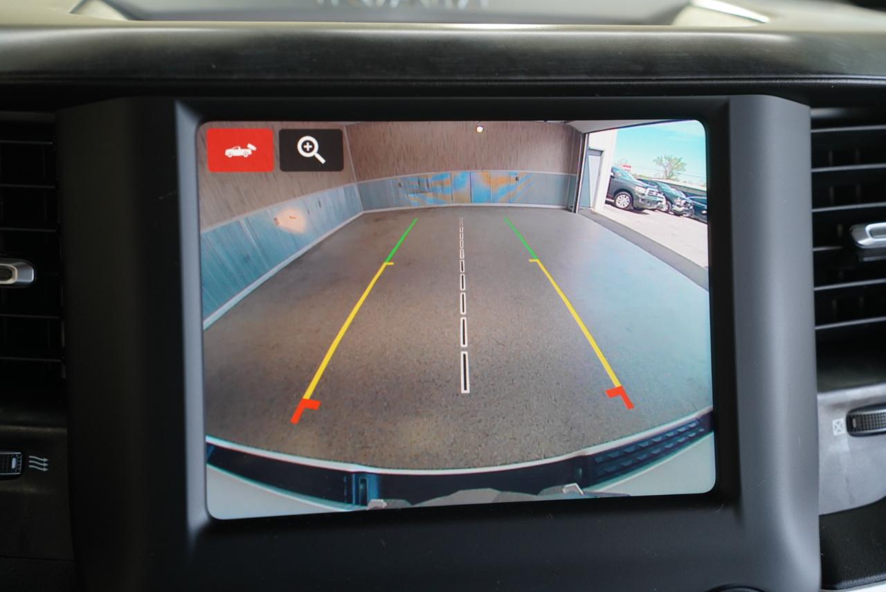 RAM 1500 Big Horn 4x4 Crew Cab 5'7" Box 2023