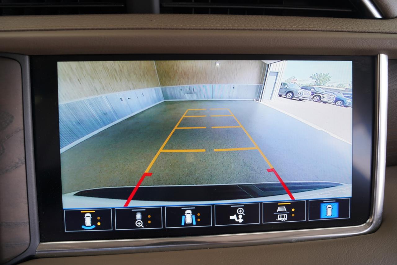 GMC Yukon 4WD 4dr Denali 2021