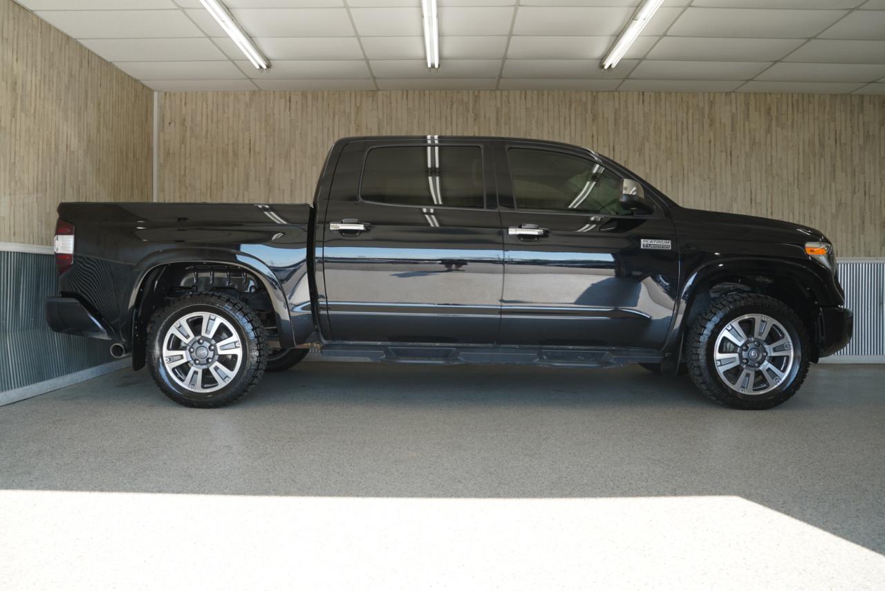 Toyota Tundra 4WD  2020