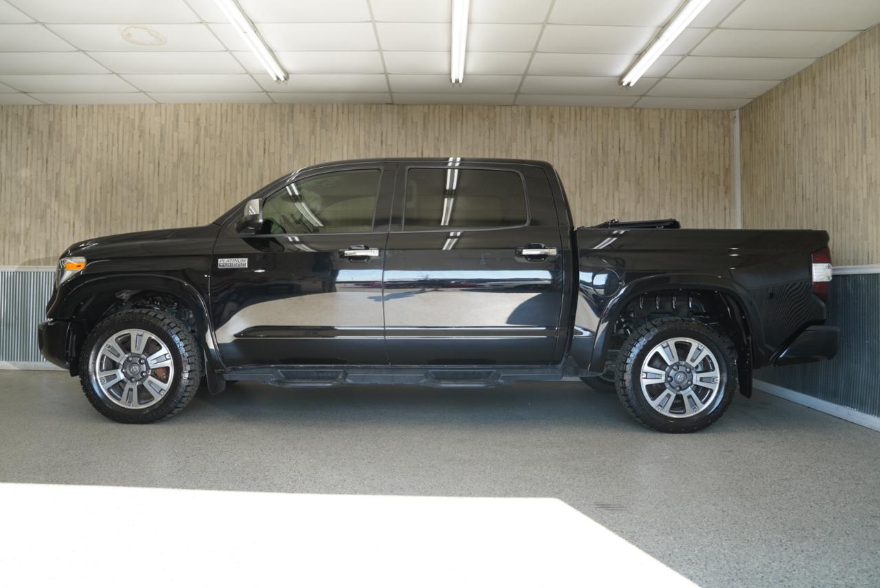 Toyota Tundra 4WD  2020