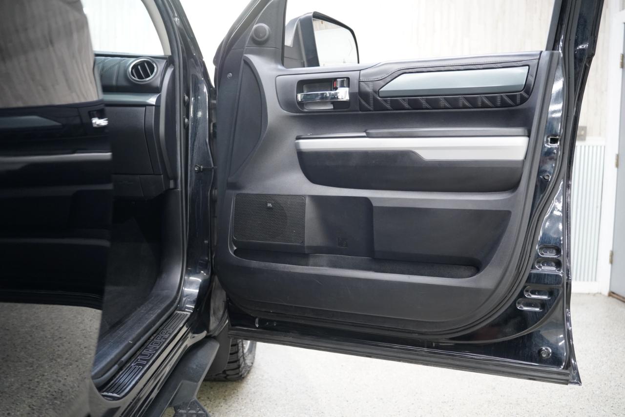 Toyota Tundra 4WD  2020