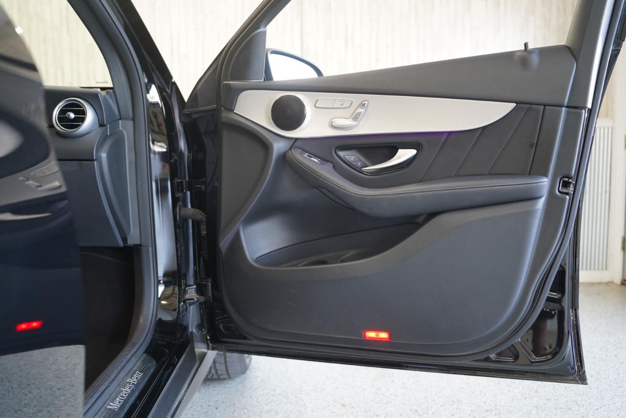 Mercedes-Benz GLC GLC 300 SUV 2022