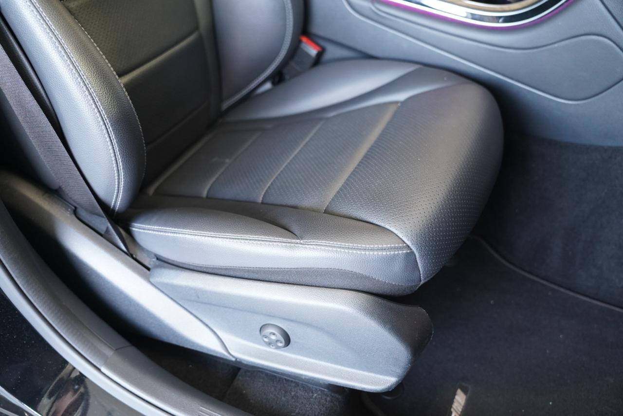 Mercedes-Benz GLC GLC 300 SUV 2022