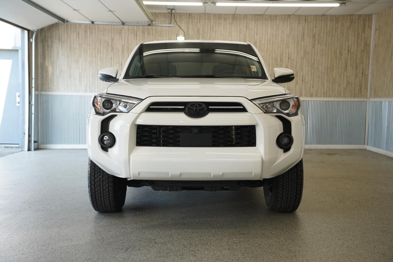 Toyota 4Runner SR5 Premium 4WD 2024