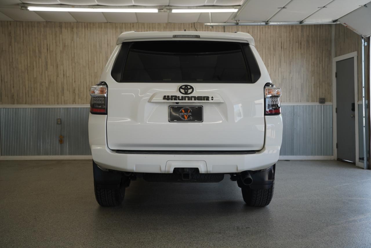 Toyota 4Runner SR5 Premium 4WD 2024