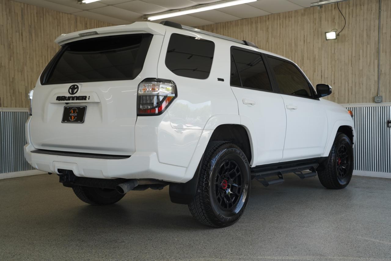 Toyota 4Runner SR5 Premium 4WD 2024