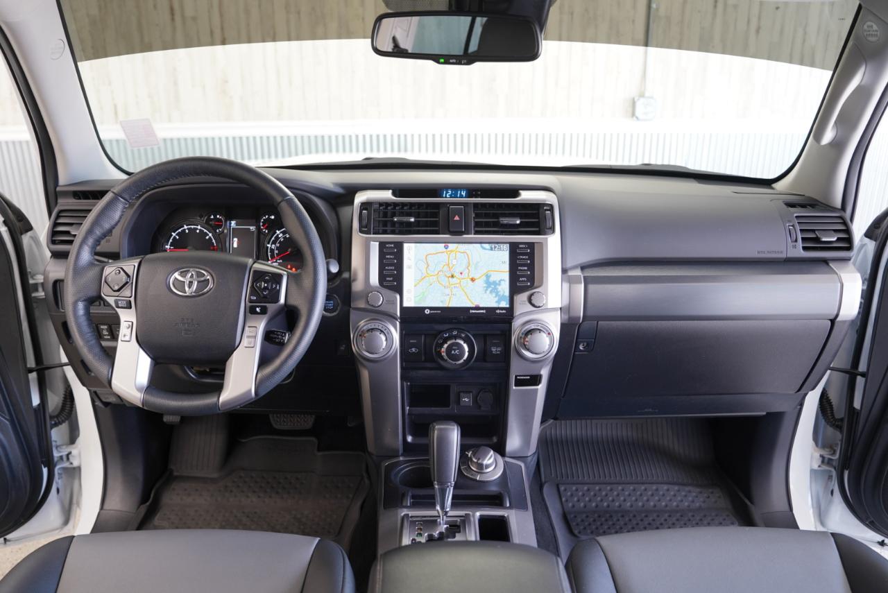 Toyota 4Runner SR5 Premium 4WD 2024