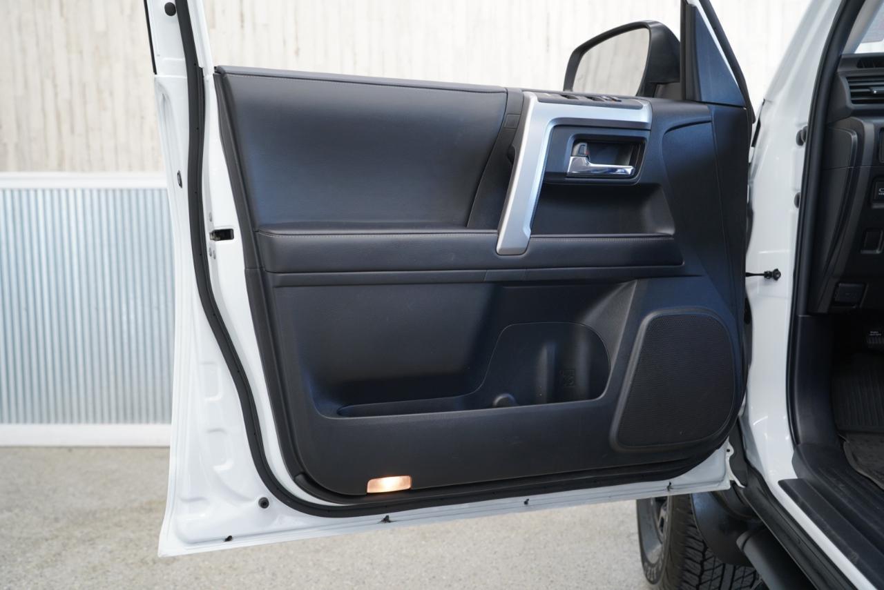 Toyota 4Runner SR5 Premium 4WD 2024