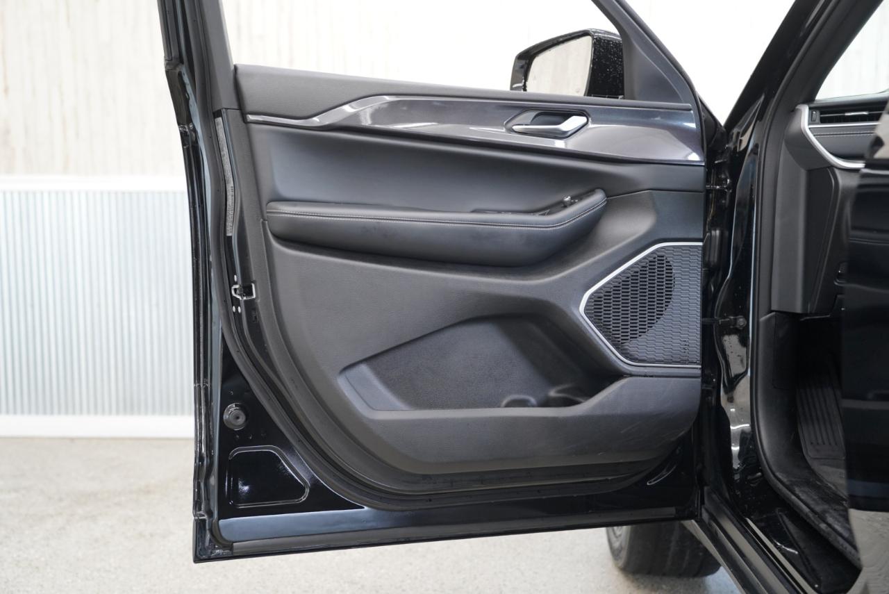 Jeep Grand Cherokee Altitude 4x4 2022