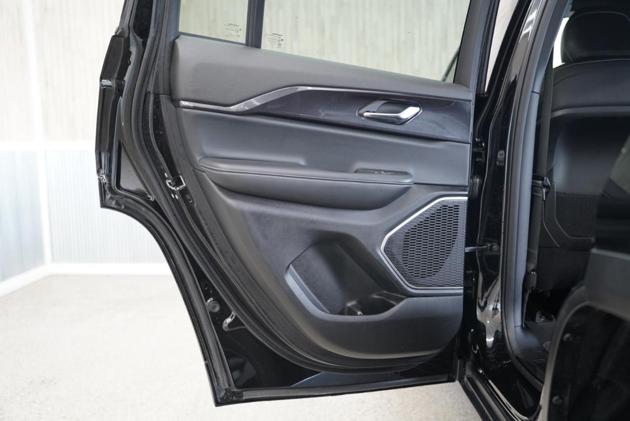 Jeep Grand Cherokee Altitude 4x4 2022