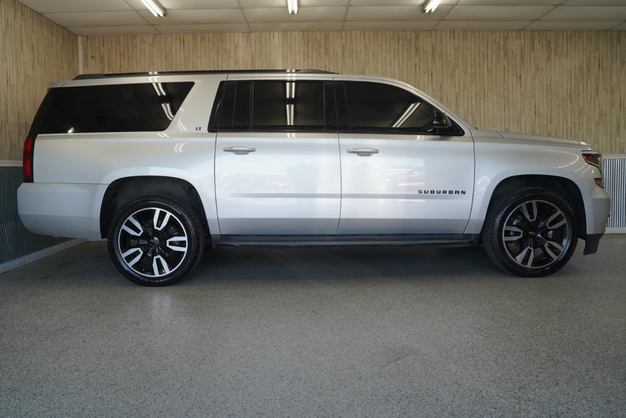 Chevrolet Suburban 4WD 4dr 1500 LT 2019
