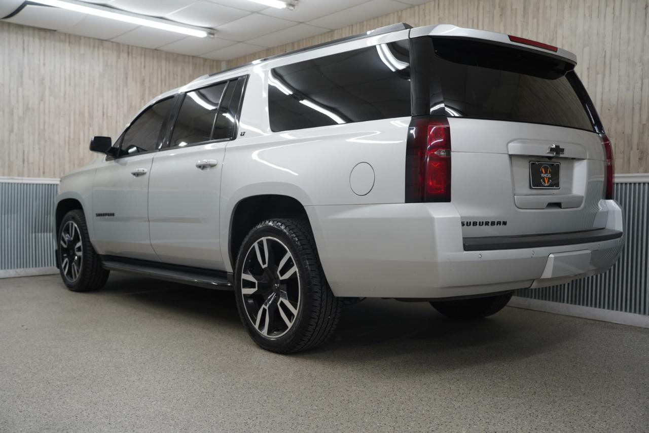 Chevrolet Suburban 4WD 4dr 1500 LT 2019