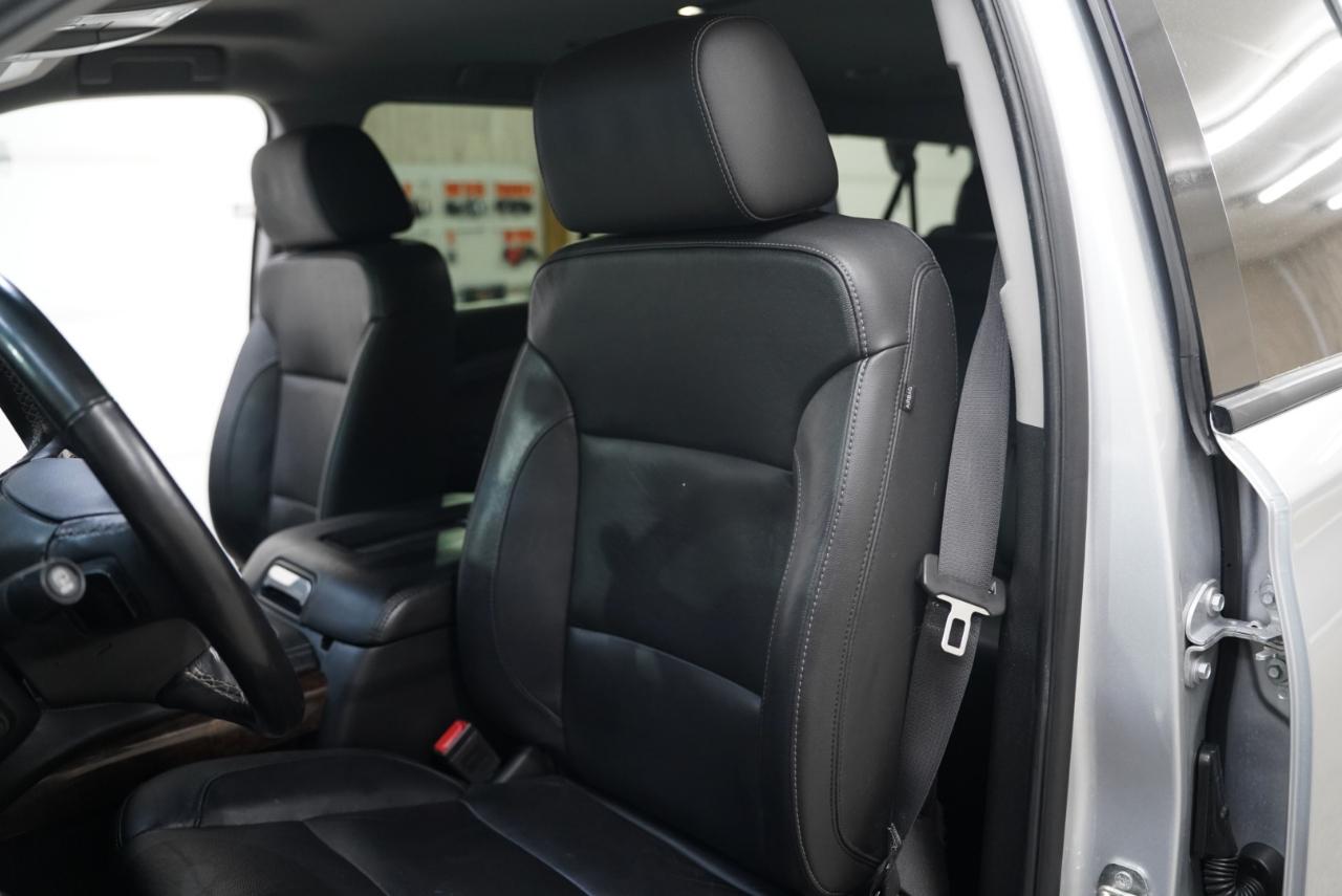 Chevrolet Suburban 4WD 4dr 1500 LT 2019