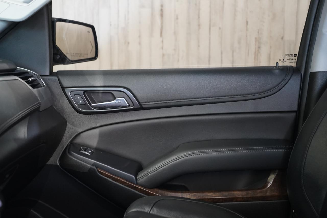 Chevrolet Suburban 4WD 4dr 1500 LT 2019