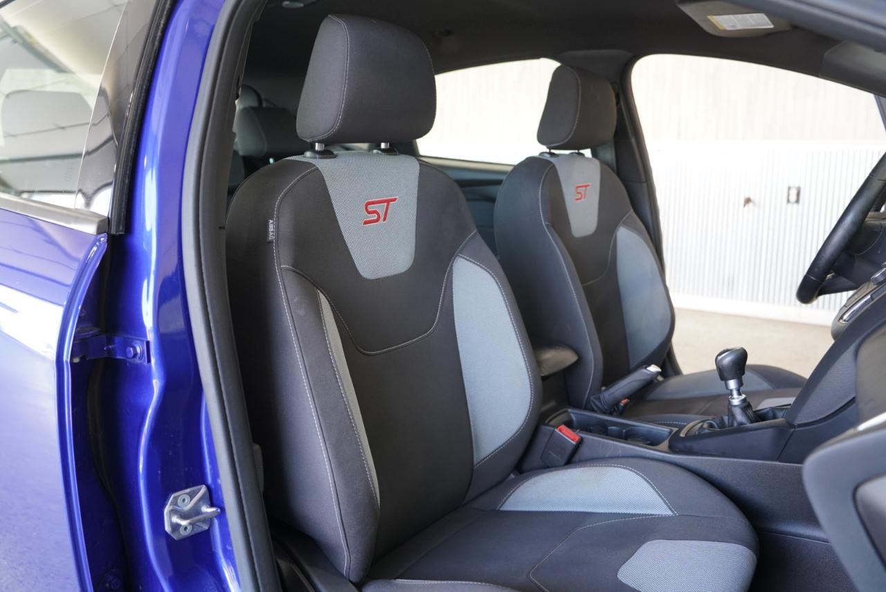 Ford Focus 5dr HB ST 2015