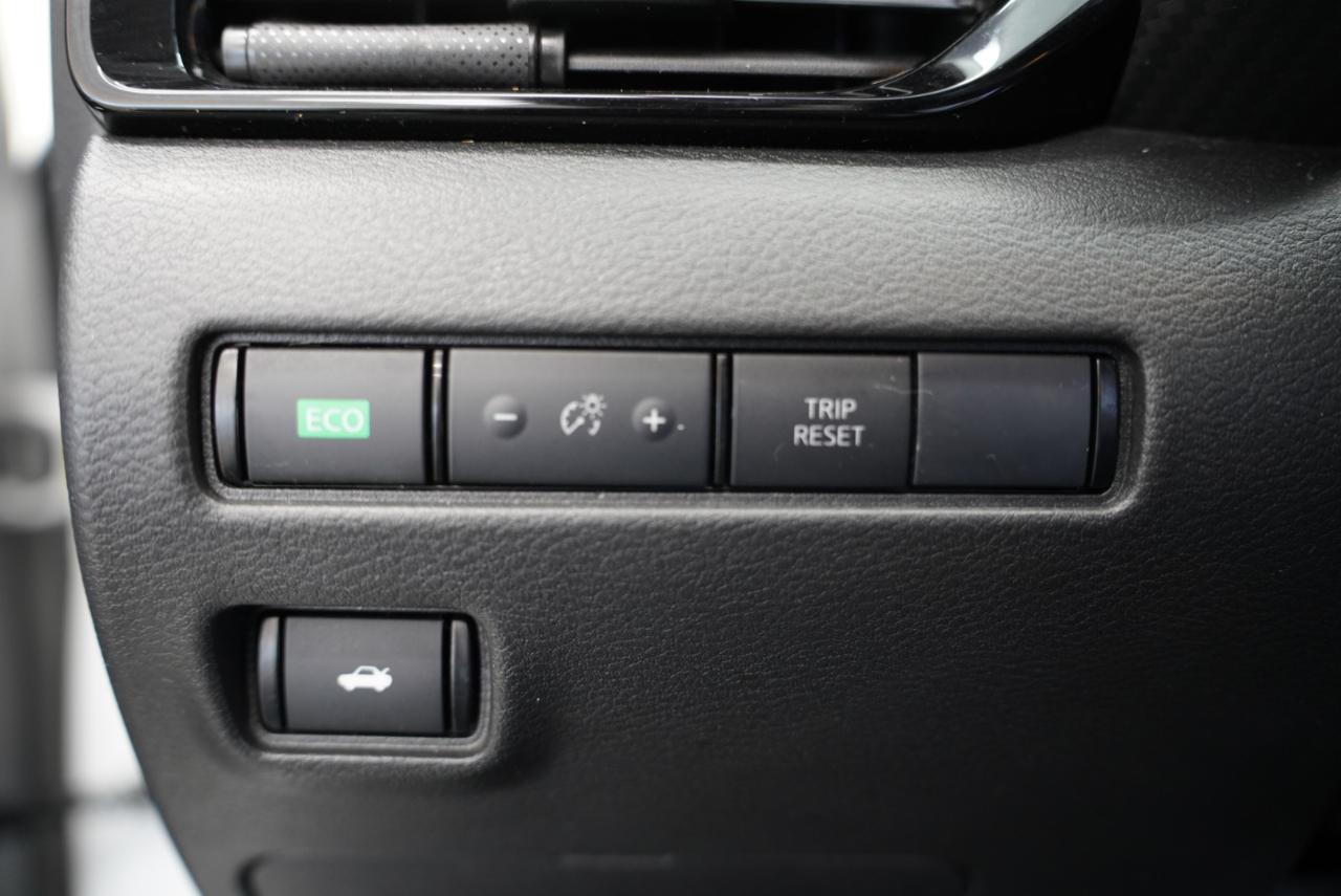 Nissan Sentra SR CVT 2023