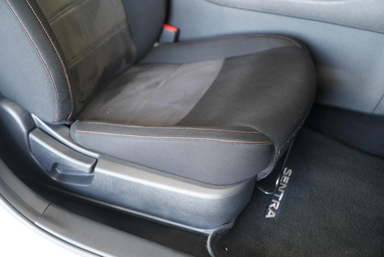 Nissan Sentra SR CVT 2023