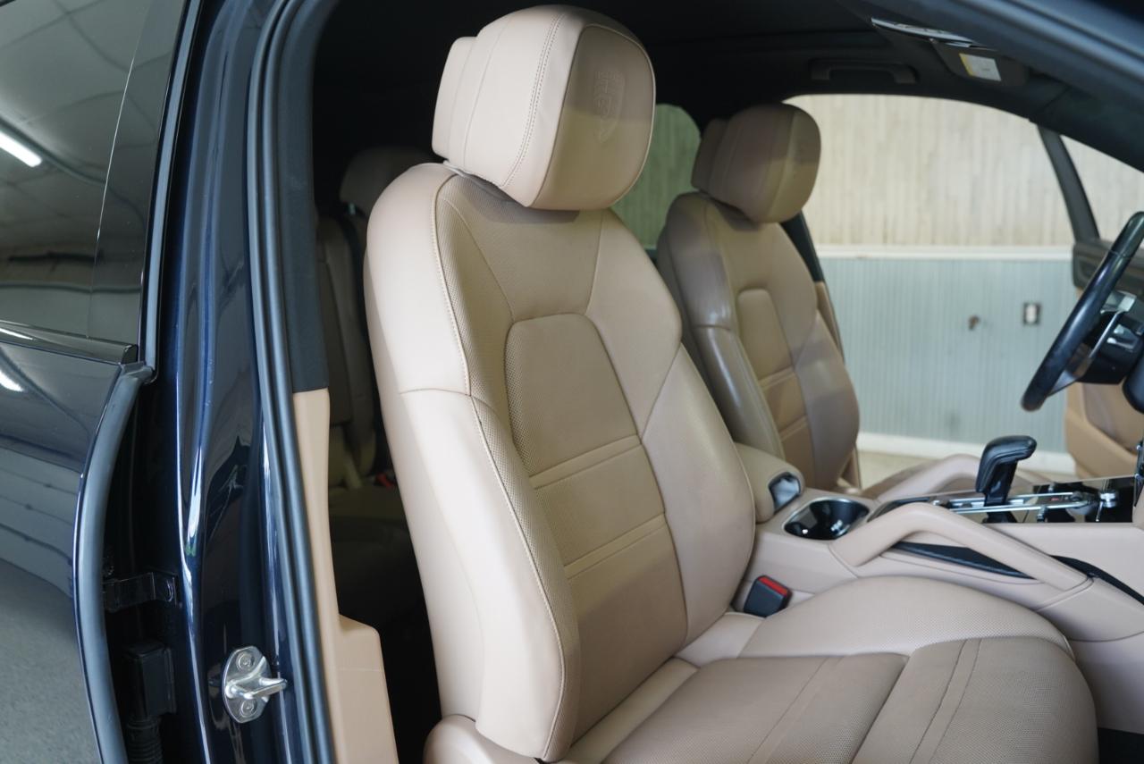 Porsche Cayenne AWD 2020