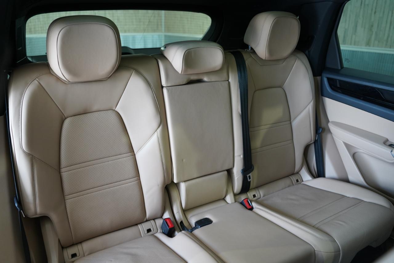 Porsche Cayenne AWD 2020