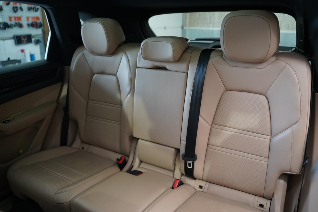 Porsche Cayenne AWD 2020