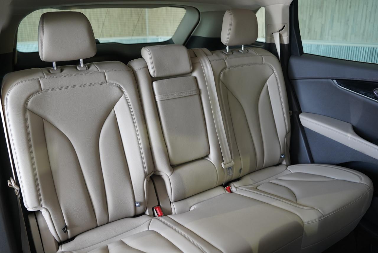 Lincoln Nautilus Standard AWD 2022