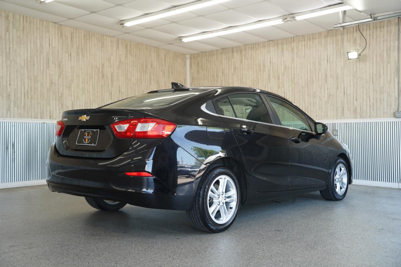 Chevrolet Cruze 4dr Sdn 1.4L LT w/1SD 2017