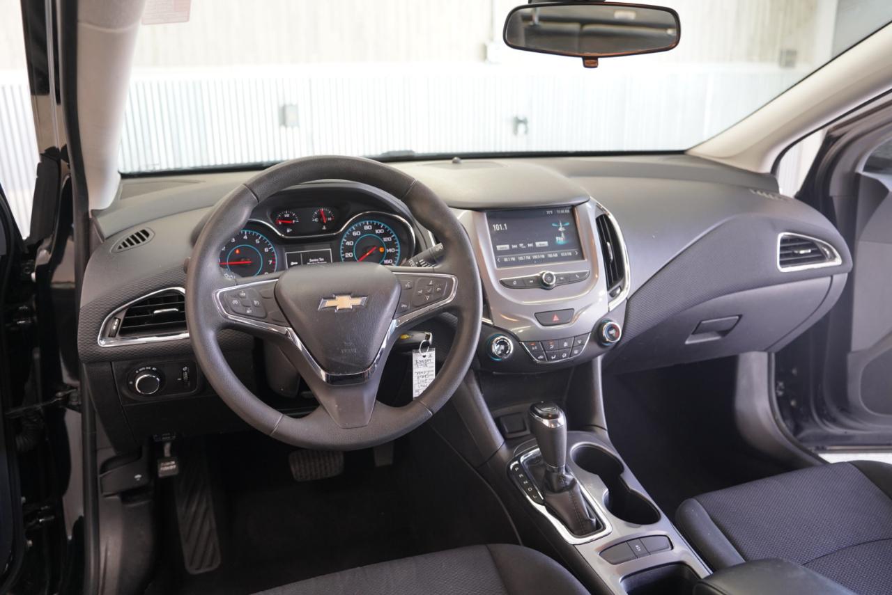Chevrolet Cruze 4dr Sdn 1.4L LT w/1SD 2017