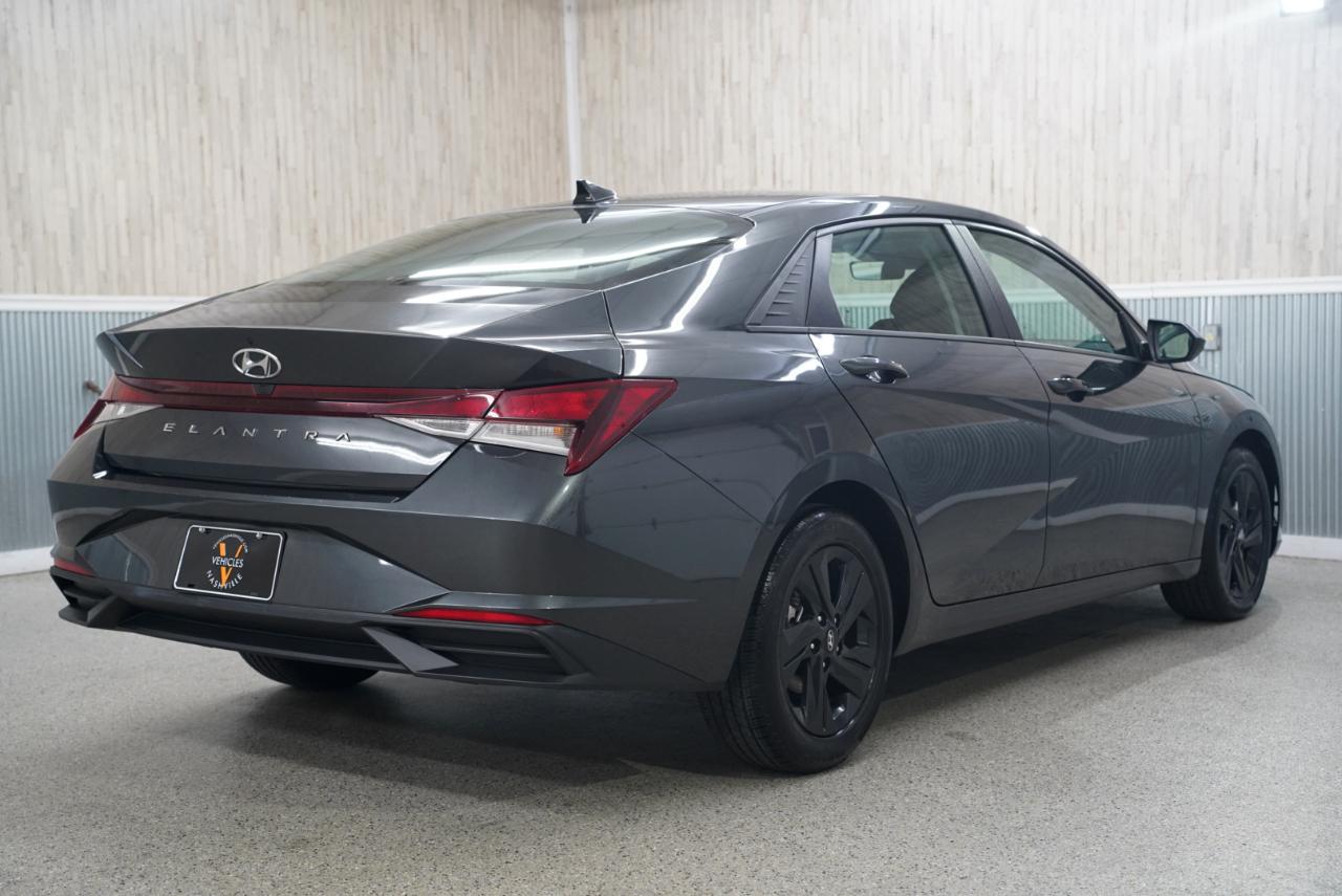 Hyundai Elantra SEL 2023