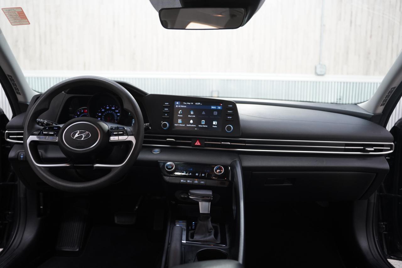 Hyundai Elantra SEL 2023